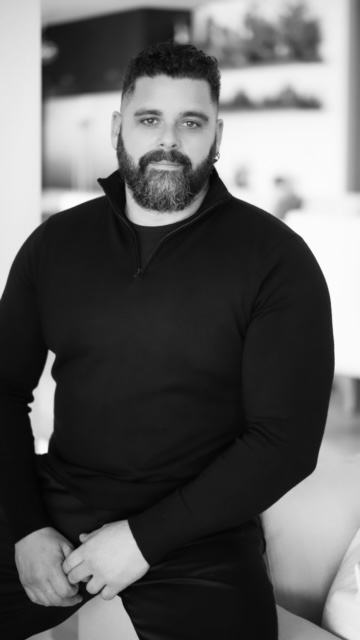 Mike J.